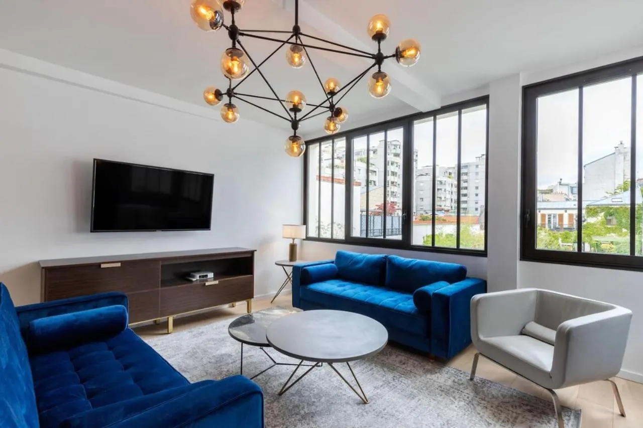 Stunning 2 Bedroom Paryż