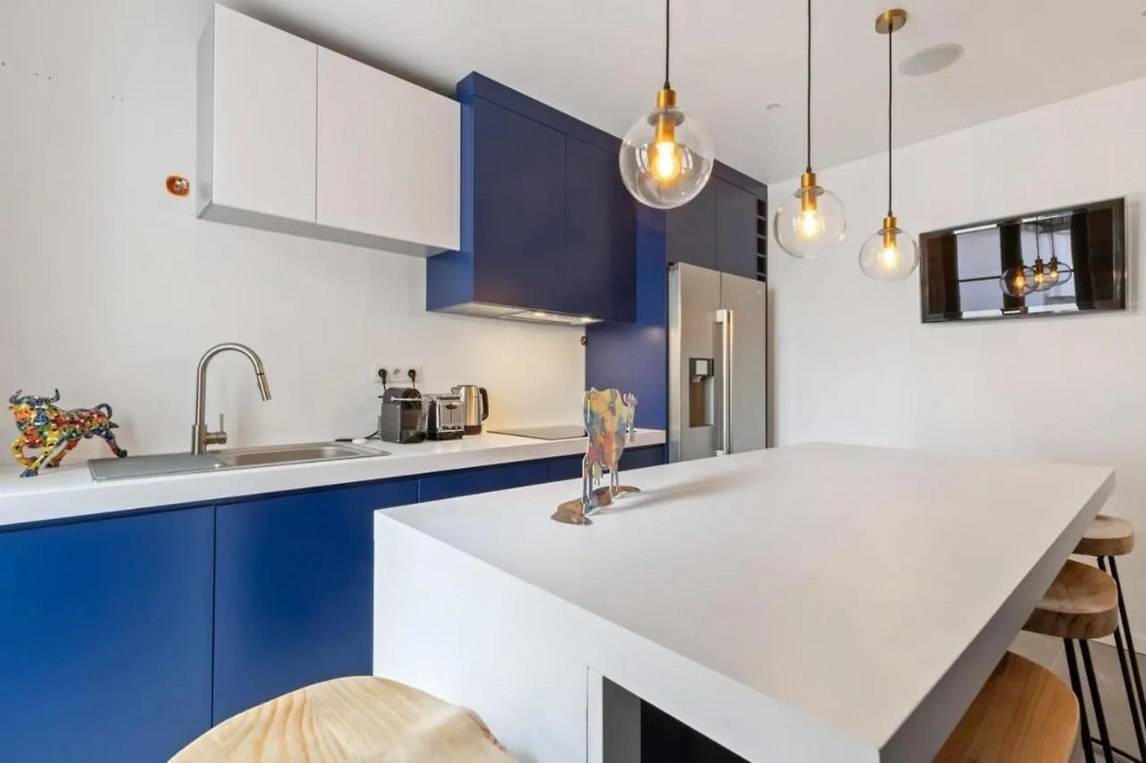 Stunning 2 Bedroom Apartment