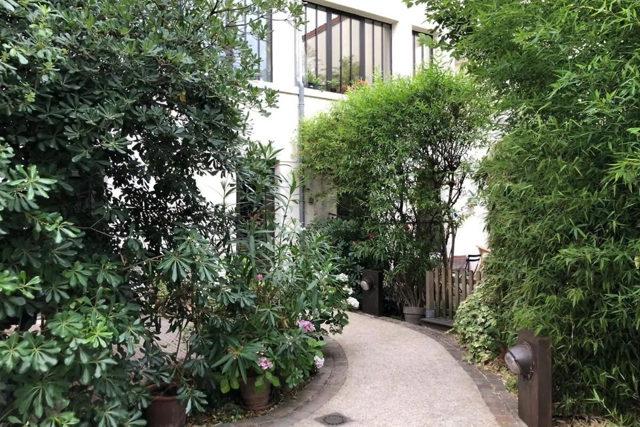 Stunning 2 Bedroom Apartment
